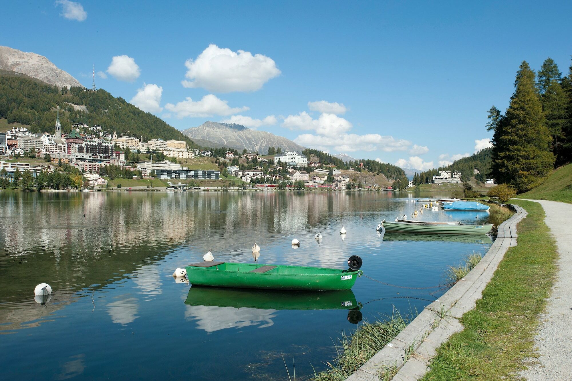 St. Moritz Youth Hostel Buitenkant foto